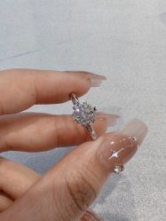 -Zbird钻石小鸟·钻戒婚戒定制高端珠宝私人定制中心