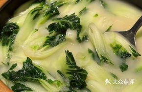 Rich Chicken Broth Stewed Baby Cabbage
