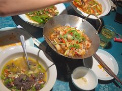 -呷湘厨·鱼汤捞饭·剁椒鱼头·辣椒炒肉(国家会展中心店)