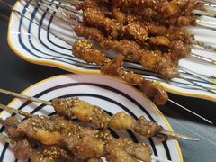 炭烤原味羊肉串-许哥东北烧烤·铁丳烤串·宫后夹肉(繁花中心店)