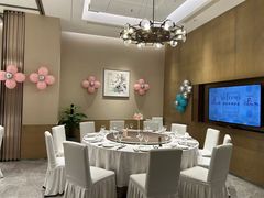 -泓历皇朝酒店(东亭店)