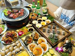 -围炉肉舍•炭烤活鳗•丹东海鲜烤肉(步行街店)