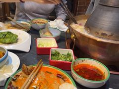 -南门四季铜锅涮肉(左家庄店)