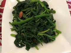 -秦香陕西食府(华贸天地店)