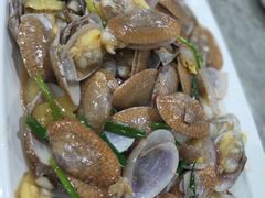 -四川小胡子海鲜(丁村万人海鲜广场店)