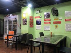 -大富蚝乌东哥饭店·石锅鱼杂·柠檬鸭(革新路店)