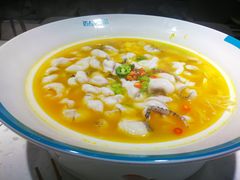 -溪雨观酸菜鱼(莘松路店)