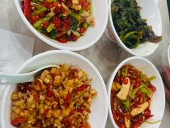 -红色湘菜馆(春风店)