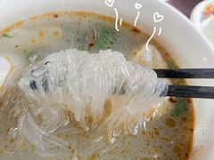 传统鸭血粉丝-苓记南京鸭血粉丝.皮肚面(县东巷店)
