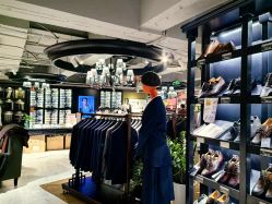 -BRANS PORO布朗斯伯勒西装高级定制·瑞璞西装(金陵店)