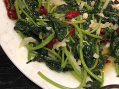 -蚝美人·生蚝海鲜烧烤(茶花园店)