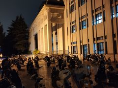 -武汉大学图书馆·文理学部总馆