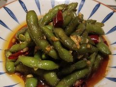 -黄记煌三汁焖锅(新佳丽江汉路店)