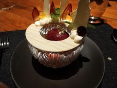 草莓奶冻-AZUL by FUEL蓝色·法式酒馆(琶醍店)