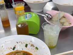 -榮泰米粉湯(Left Shop)