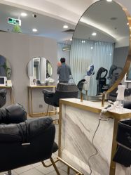 点击看大图 -八佰伴8008星级形象店