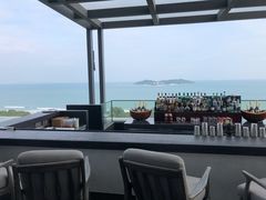 -瑰丽酒店·海吧·天际下午茶·现场DJ·天台酒吧