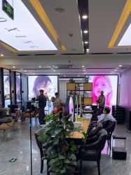 -藤野造型烫染·漂发