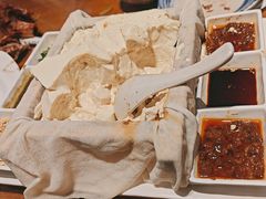 -95号酱骨·一块豆腐(展春园西路店)