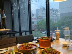 靠窗位-東舍食唐精品陕菜馆