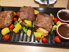 -必胜客(王府井店)