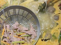 -洱火云南酸菜牛肉火锅(石景山当代商城店)