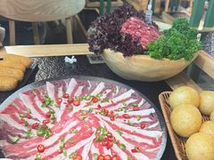 -鹿鸣山草本茶香火锅(园西路店)