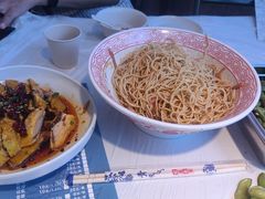 -石牌岭小亮蒸虾•湖北老字号(左岭店)