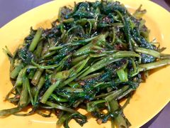 -东海岸人工湖美食村