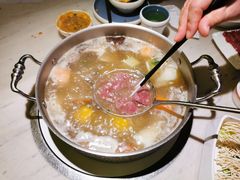 -左庭右院鲜牛肉火锅(浦江欢乐颂店)
