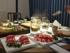 -尚尚仙·酸汤猪手·猪肚鸡火锅(华联万柳购物中心店)