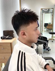 -发饰美男士增发补发假发定制店