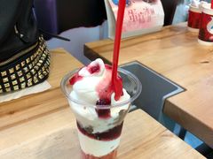 -DQ·蛋糕·冰淇淋(大宁国际商业广场店)