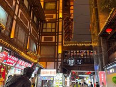 -小天鹅火锅·一线江景洪鼎旗舰店(洪崖洞店)