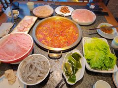 -小天鹅火锅·一线江景洪鼎旗舰店(洪崖洞店)