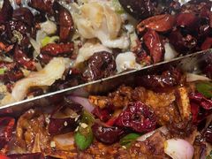 -小鱼小牛·鱼牛干锅·脆鱼火锅(世欧广场店)