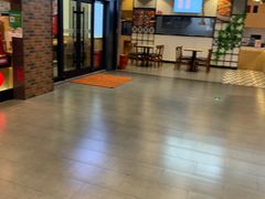 -百联临沂购物中心(临沂路店)