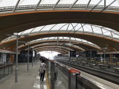 -康新公路(地铁站)