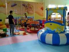 -蒙特利亲子乐园