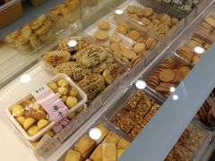 -上海市长春食品商店(淮海中路店)