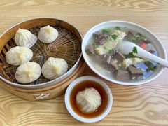 -珊珊小笼馆(仙霞路店)