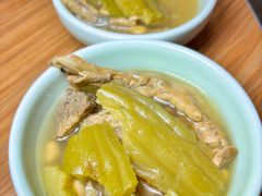 -荣基四海一家·家常菜·海鲜大排档(新安店)