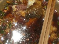 -肖肖酸萝卜鱼火锅(总店)