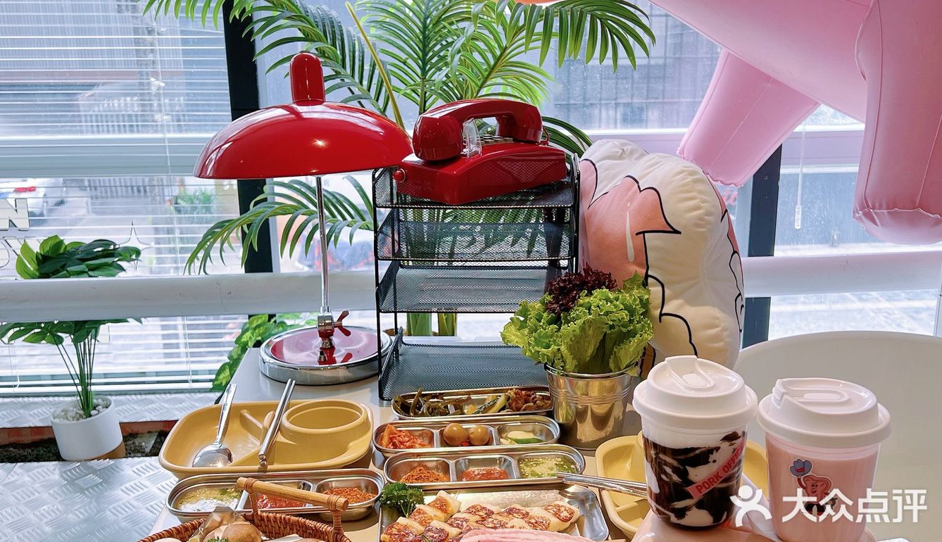  可爱韩到不行餐厅 猪肉事务所！拍照简直就是韩剧！