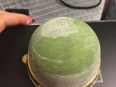 -蜜蜂小象·榴莲千层蛋糕(时代汇11栋店)