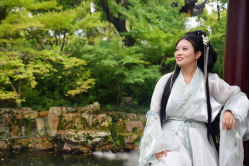 -梦回汉唐汉服旗袍体验馆(拙政园店)