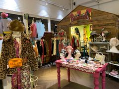 -恋物百货商店(华侨城店)