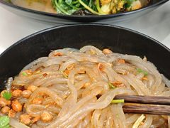 -万记麻辣烫国展总店