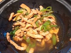 -川堂风·跷脚牛肉·乐山爆炒(宝山日月光店)