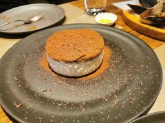 -Carbon莫卡哆·意大利复古集市餐厅(杭州大厦店)